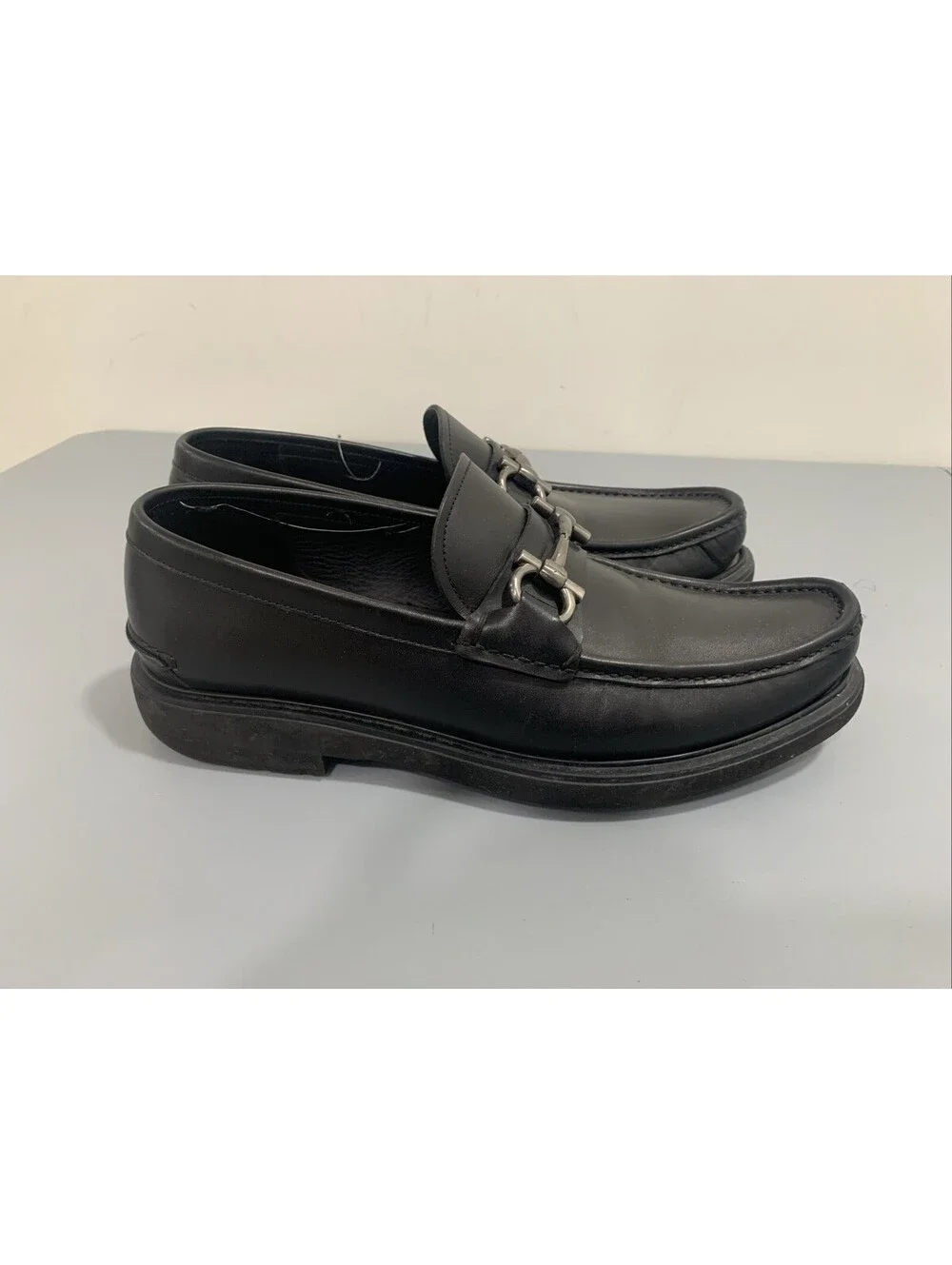 Ferragamo Men's Black Gancini Buckle Logo Loafers SIZE 10 2E